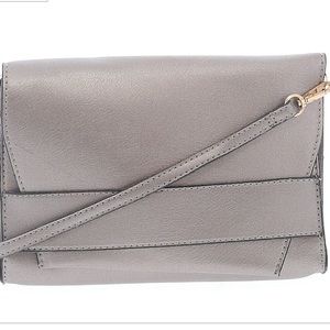 NWT Summer & Rose crossbody